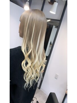 ラフ 難波店(LAFF) #黒髪#ボブルフ#ネビージュ#小顔#ワンレン