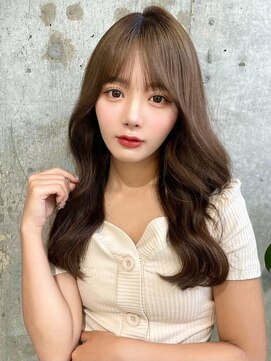 ルームバイシー 新宿(Loom. by Sea) 大人ガーリー×ダークアッシュ[似合わせカット/ミディアム]