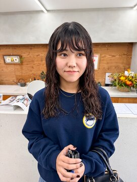 トゥコ(tuco) ミディアム　パーマ　スパイラルパーマ　前髪パーマ　前髪