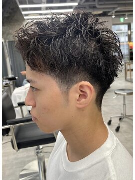 ラヴィズムバイフィフス(LUVISM by fifth) ツイストスパイラルパーマツイストパーマ刈り上げ万代新潟駅