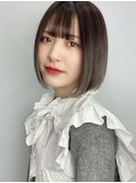 20代30代大人可愛い小顔ボブ前下がりショートハイライト