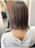 【デザインカラー】こなれ感ハイライトカラー　切りっぱなしボブ