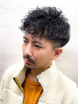 ブロートーキョーバーバーショップ 神田店(Bro Tokyo BARBERSHOP) 【神田】短髪ビジネスツーブロック束感スタイル