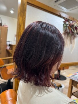 レイファ(REIFA) ミディアムくびれヘア