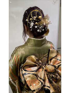 トータルビューティーバルフィット(BALFIT) 成人式振袖着付け　メイク　振袖ヘアアレンジ