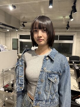 イー(Ii) 顔まわりレイヤーボブ