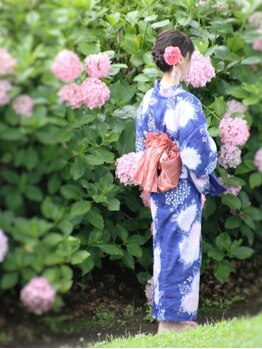 マカリィ 品川店(Makalii)の写真/【品川駅徒歩2分】夏のお出かけに♪≪浴衣着付(男女共)¥3300≫着付けもベテランStylist揃いのMakaliiに☆
