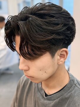 バース バイ ハピネス(BIRTH by happiness) 奈良men'sフェザーパーマフェザーショート