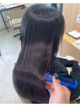 ファムバイアヴァンス(Femme by AVANCE.) イメチェン髪質改善で叶う極艶ストレート
