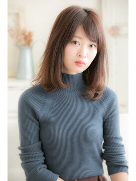 リトル ポルト 三宮(little×PORTO) 顔周りにランダム揺れるスウィートロブ