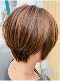 耳かけ小顔ショート