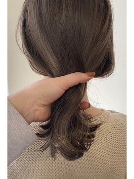 ニール 名古屋 伏見 丸の内(NEELU) 【Neelu-rie】まろやかベージュ！