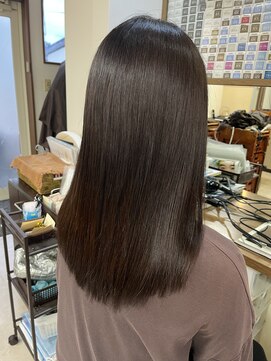 コア フィール ア デイ(COIFFURE A DAY) 《見附　今町》M3Dカラー　さら艶ロングヘア