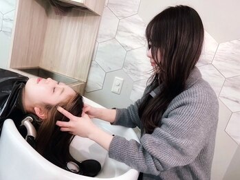 アマニ ヘアー ホスピタル(AMANI. HAIR HOSPITAL)の写真/【名駅スグ★】日本ヘッドスパ協会認定!癒しのヘッドスパならココ♪STAFF全員資格を保持する実力を体感して