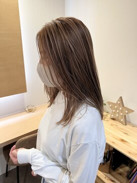 デルタ(Delta) こなれミディ/ミディアム/ベージュ/ブリーチ/ダブルカラー