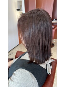 ローラムザリュクス(LOLAM The Luxe) 外ハネミディアム