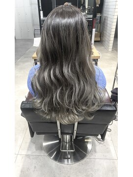 ネウィ 池袋(newi) シャドールーツ