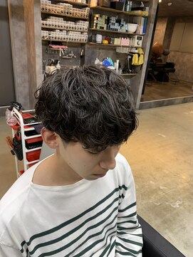 カーニー 上野(kearny) メンズマッシュ/シャドウパーマ/ニュアンスパーマ/ルーズパーマ