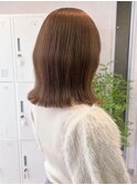 【ミルクティーグレージュ】 / 外はねボブ / 小顔カット