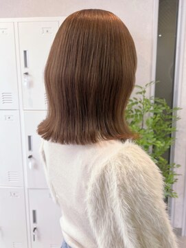 トレヘアー 京都 烏丸(tRe hair) 【ミルクティーグレージュ】 / 外はねボブ / 小顔カット