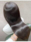 透明感たっぷりオリーブベージュカラー