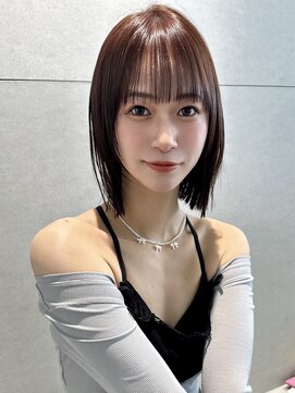 トリッカ シブヤ(TRICCA SHIBUYA) 顔まわりレイヤーボブレイヤー切りっぱなし外ハネボブくびれヘア