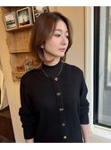 上品なレイヤー×ミディアムボブ