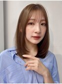 ナチュラルで可愛い大人ミディアムレイヤーカット　