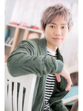 ヘアアンドビューティー ミック(Hair & Beauty miq) カラーで遊ぶ束感ショート(miq阿佐ヶ谷)