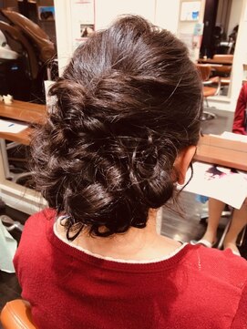 美容室ベーセベーゼ 朝霞店(B C B G) ゆるふわルーズアップ