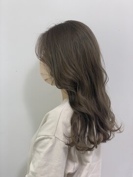 クオリヘアー(Quali hair) ベージュカラーロング