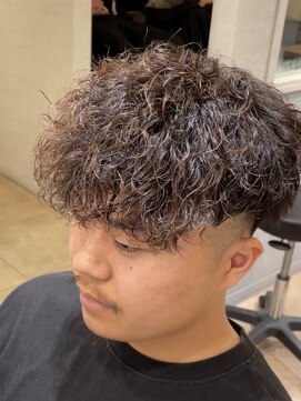 レイズ 名古屋(RAYS) 外国人風ヘアスペインカール   h