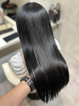 ロッタクッチ 表参道 青山(LOTTA CUCCI) 韓国風ブルーブラック