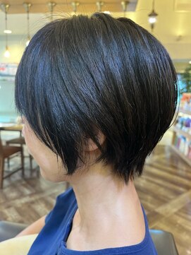 ヴァンファミリー アピタ福井飯塚店(Vanfamily) 美人ショート