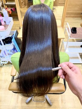 アロマ ヘアー ルーム 新宿3号店(AROMA hair room) 小顔と髪質改善☆ナチュラルストレートとメテオ☆髪質改善☆