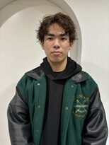 ルッツ(Lutz)&nbsp;ゆるいスパイラルパーマ