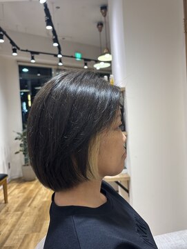 ジーナ(ZINA) イヤリングカラーボブ