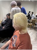 《tomi》ホワイトブロンド×髪質改善