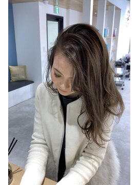 フリーク(FLEEK) 【神戸】根元の赤味が気になる方にオススメ外国人風からー！！