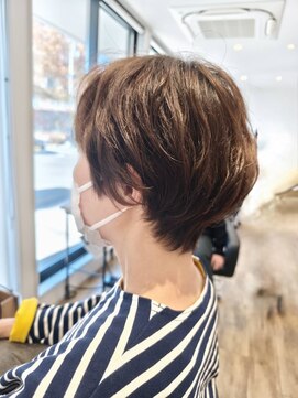 アンジュールテラス(UNJOUR TERRACE) ショートボブ