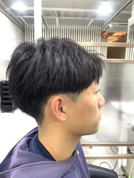 爽やかツーブロックマッシュショート