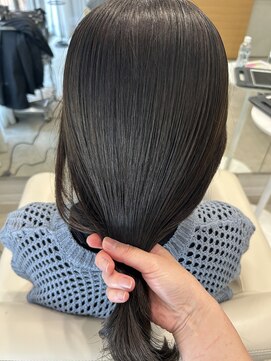 ケイス(KEIS) オリーブグレージュ