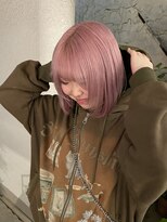 ノラ シンディ(NORA CYNDY) ペールピンク ハイトーン ケアブリーチ ハッシュカット レイヤー