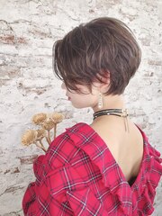 小顔に見せるヘアワンサイドショートダブルバング錦糸町