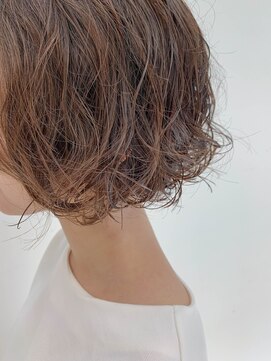 テトヘアー(teto hair) bob (パーマ、ゆるいパーマ、くせ風パーマ)