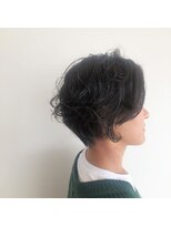 ノノリリ(NONORIRI)&nbsp;レイヤーショートブラックマッシュカジュアルショートパーマ