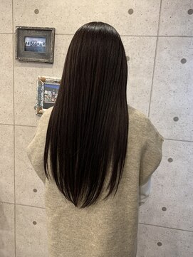 リノ(Lino) 大人ガーリーくすみロングストレート