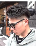 アップバング束感ショートツーブロックスキンフェード