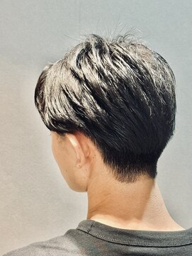 ライム(RHYME) センターパートニュアンスカール/20代/30代/ビジネスシーン