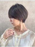くびレイヤーシアーグレージュレイヤーカットショート横浜鶴ヶ峰